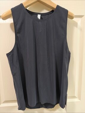 lululemon athletica Women's Sleeveless Tank - Black
